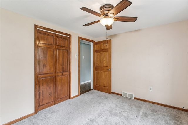 115 Lapeer Dr, South Beaver Twp, PA 15010
