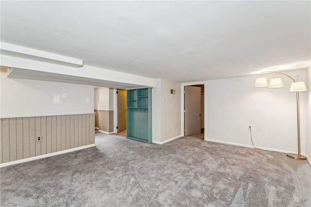 115 Lapeer Dr, South Beaver Twp, PA 15010
