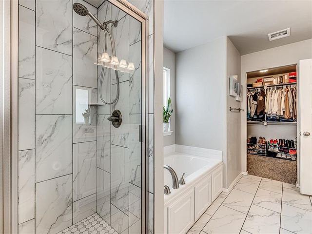 11129 SW 30th Circle, Yukon, OK 73099