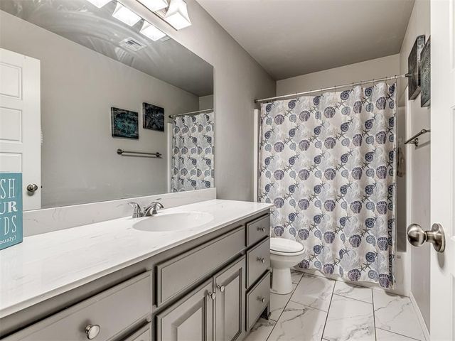 11129 SW 30th Circle, Yukon, OK 73099