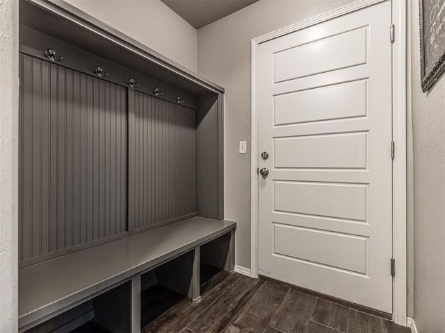 11129 SW 30th Circle, Yukon, OK 73099