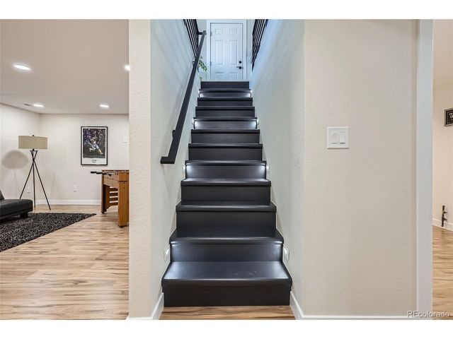 35 Everett St, Lakewood, CO 80226