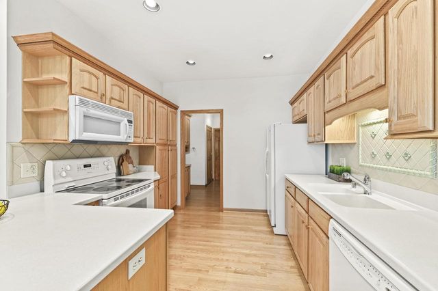 2325 Caribou LANE, Grafton, WI 53024