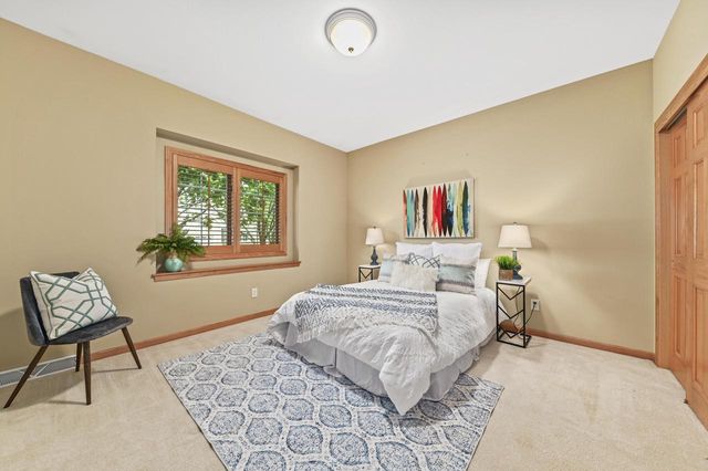 2325 Caribou LANE, Grafton, WI 53024