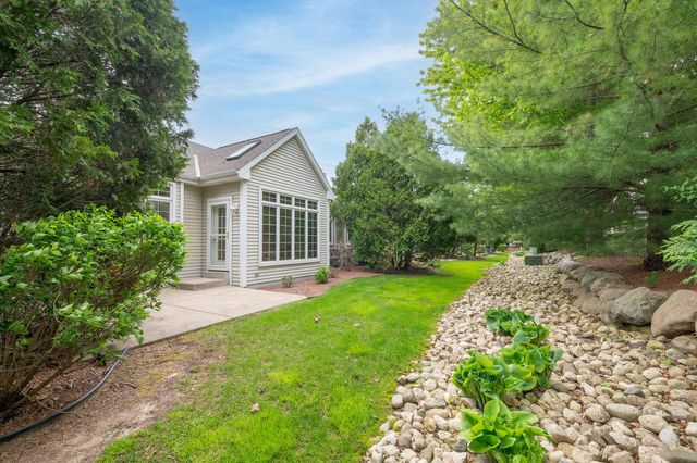 2325 Caribou LANE, Grafton, WI 53024