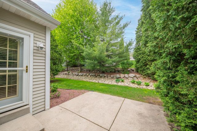 2325 Caribou LANE, Grafton, WI 53024