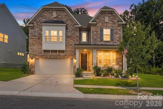 2705 Suffolk Place, Fort Mill, SC 29715