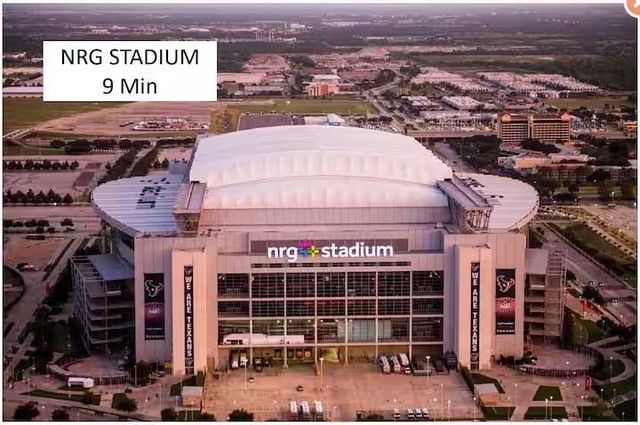 1912 Arbor Street 3, Houston, TX 77004