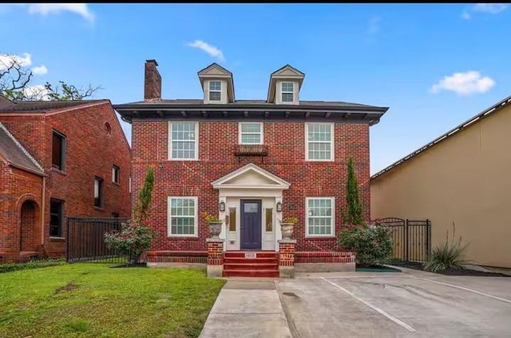 1912 Arbor Street 3, Houston, TX 77004