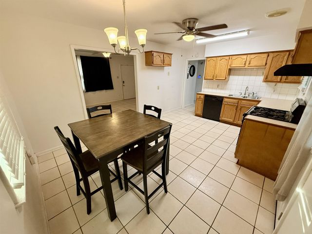 415 Elysian Dr, Houma, LA 70363