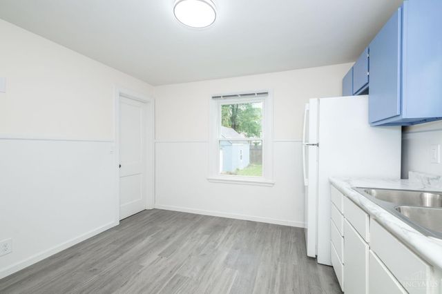 6814 Cambridge Avenue, Columbia Twp, OH 45227