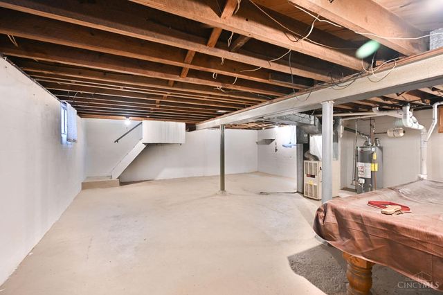 6814 Cambridge Avenue, Columbia Twp, OH 45227