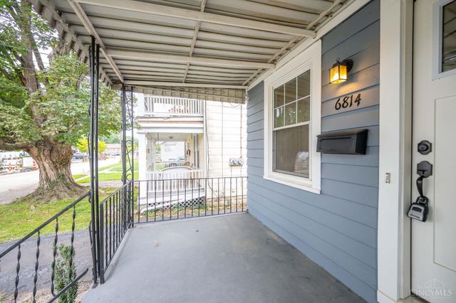 6814 Cambridge Avenue, Columbia Twp, OH 45227