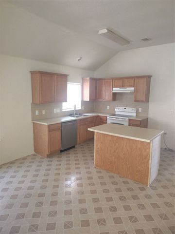 8628 Wagon Trail, Cross Roads, TX 76227