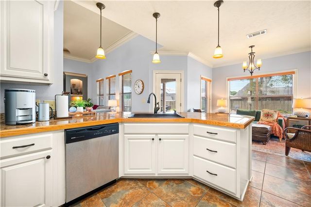 117 IBERIA Lane, Pineville, LA 71360