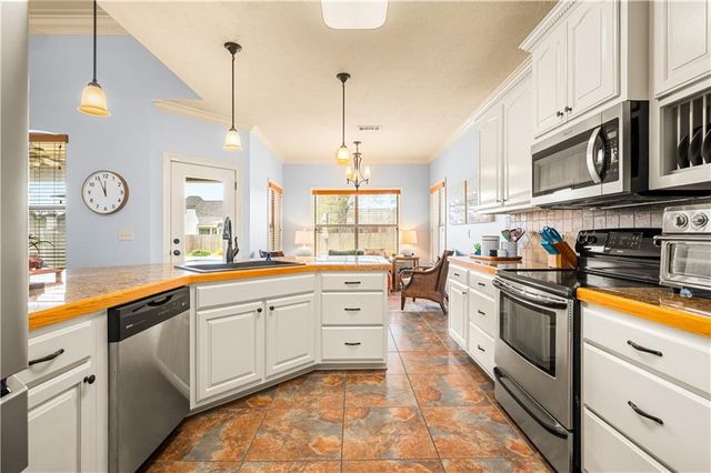 117 IBERIA Lane, Pineville, LA 71360