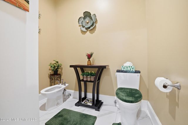 1584 Lucius Street, Biloxi, MS 39532
