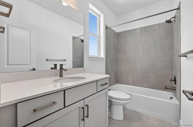 4063 Descent Street, Castle Rock, CO 80108