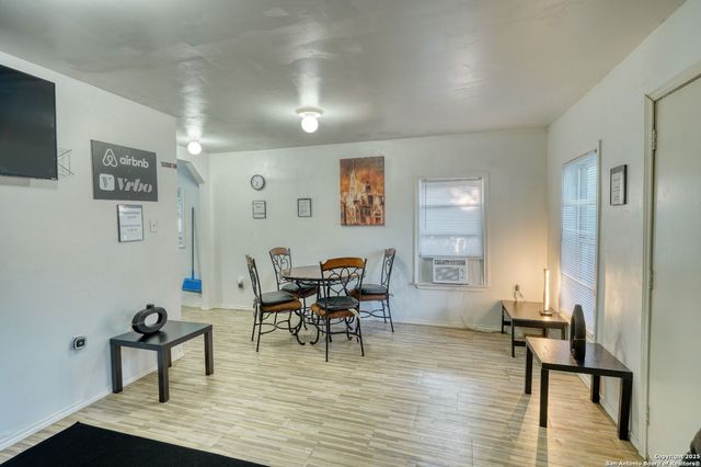 444 TAFT Blvd, San Antonio, TX 78225