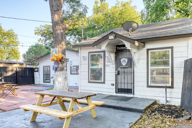 444 TAFT Blvd, San Antonio, TX 78225