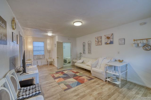 444 TAFT Blvd, San Antonio, TX 78225