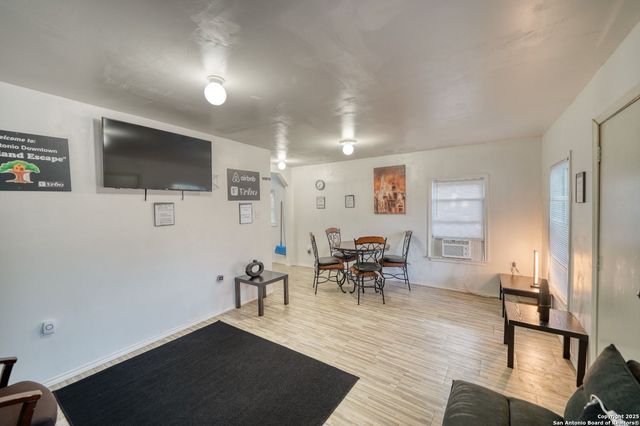 444 TAFT Blvd, San Antonio, TX 78225