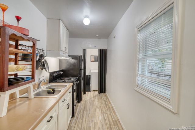 444 TAFT Blvd, San Antonio, TX 78225