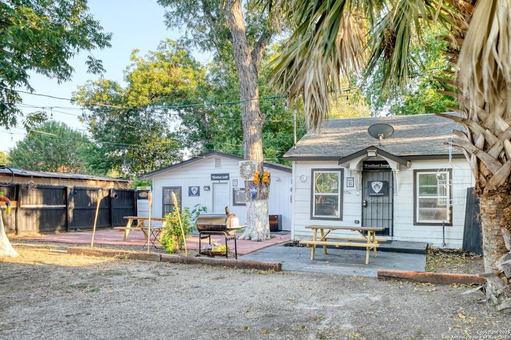 444 TAFT Blvd, San Antonio, TX 78225