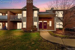 43427 Claremont Drive, Clinton Township, MI 48038