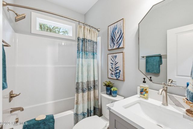 825 Sand Fiddler Court SE, Bolivia, NC 28422