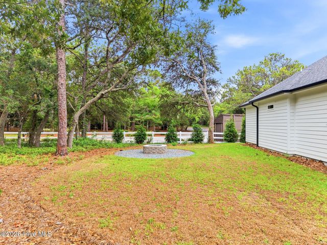 825 Sand Fiddler Court SE, Bolivia, NC 28422