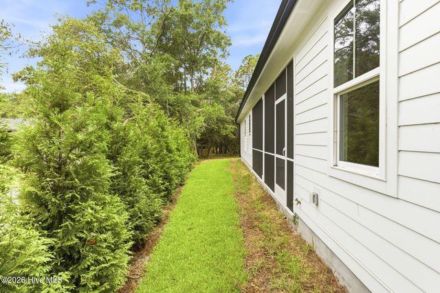 825 Sand Fiddler Court SE, Bolivia, NC 28422