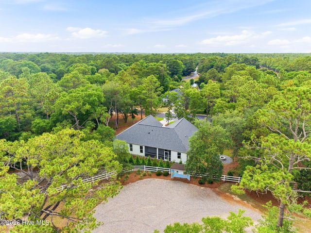 825 Sand Fiddler Court SE, Bolivia, NC 28422