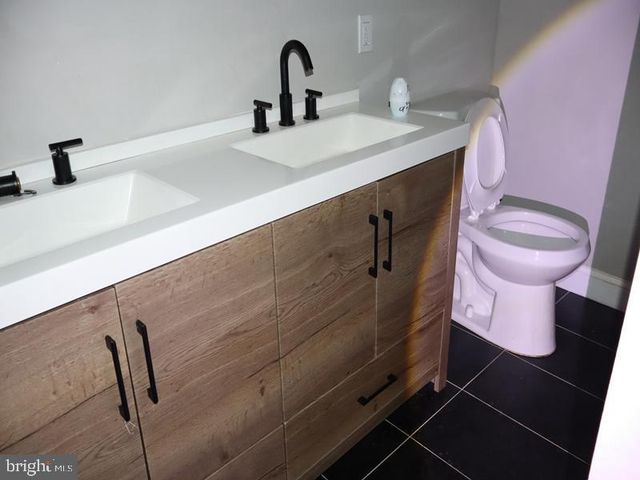 2212 MORRIS ST, Philadelphia, PA 19145