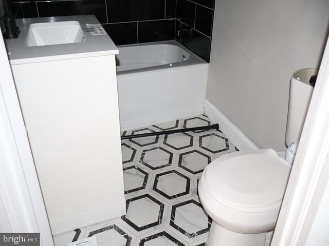 2212 MORRIS ST, Philadelphia, PA 19145