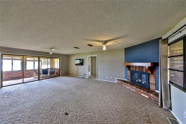4135 CHULUOTA ROAD, Orlando, FL 32820