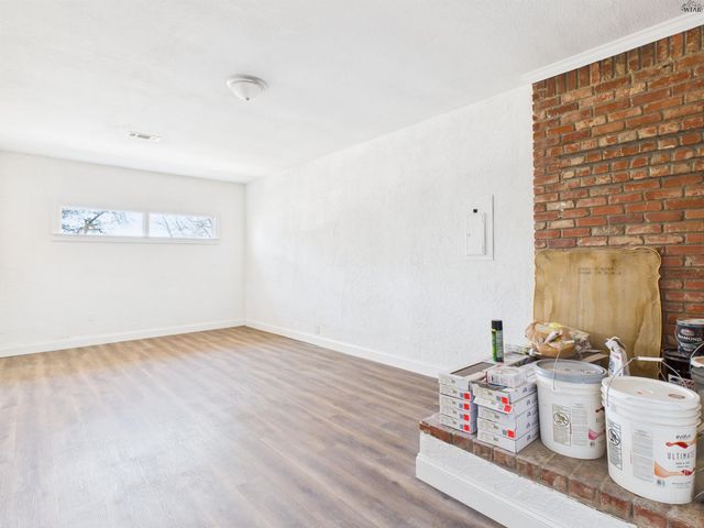 907 REYNOLDS LANE, Wichita Falls, TX 76301