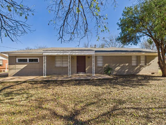 907 REYNOLDS LANE, Wichita Falls, TX 76301