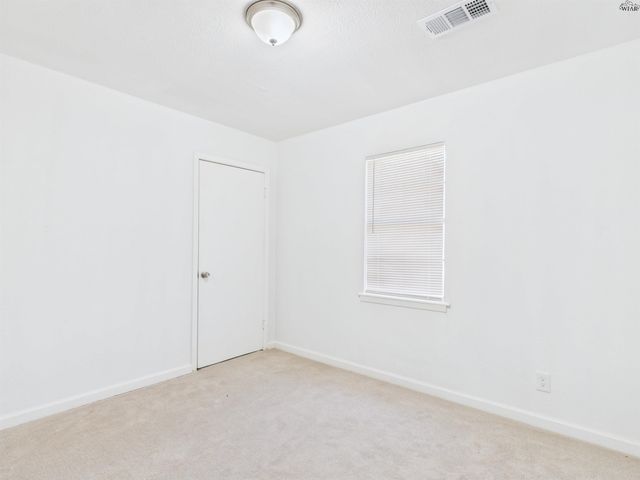 907 REYNOLDS LANE, Wichita Falls, TX 76301