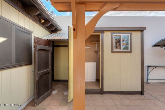 330 E Paseo Azul, Green Valley, AZ 85614