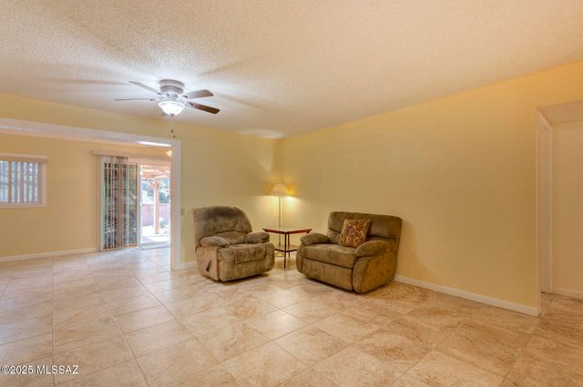 330 E Paseo Azul, Green Valley, AZ 85614