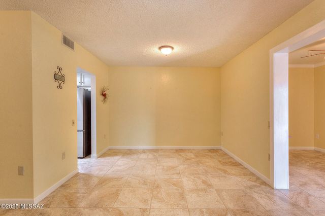 330 E Paseo Azul, Green Valley, AZ 85614