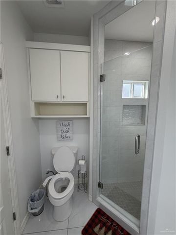 150 Spanish Oak Drive, Alamo, TX 78516