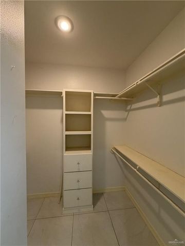 150 Spanish Oak Drive, Alamo, TX 78516