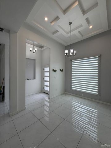 150 Spanish Oak Drive, Alamo, TX 78516