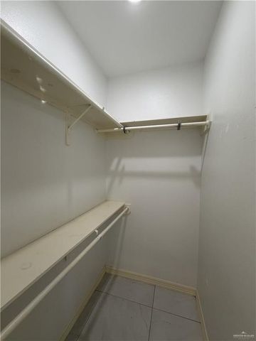 150 Spanish Oak Drive, Alamo, TX 78516