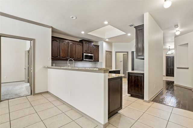 7614 Fallen Antler Place, Arlington, TX 76002