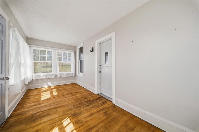 415 Dewey Street, Eau Claire, WI 54703