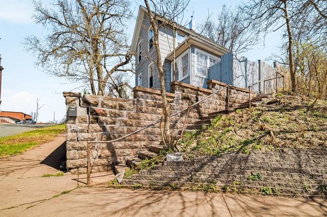 415 Dewey Street, Eau Claire, WI 54703