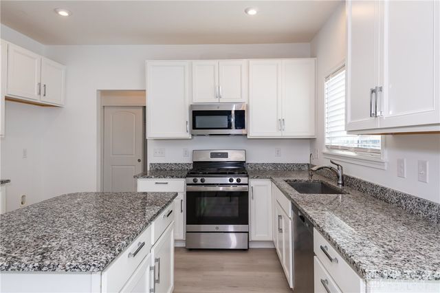 5127 Catalpa Drive, Tipp City, OH 45371